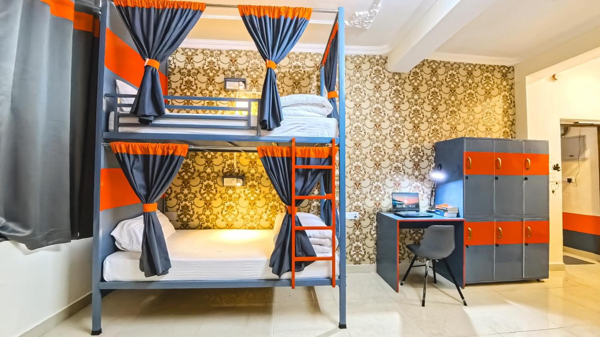 Live Free Hostel, Mcleodganj Маклеод-Гандж Екстер'єр фото